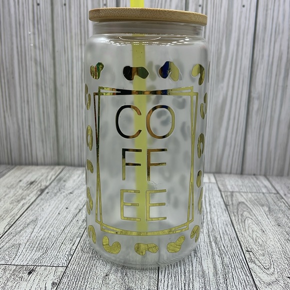 Handmade tumbler Clear Coffee Jar with Yellow Straw and Lid - Picture 4 of 8